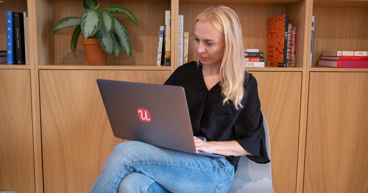 How to Design a SaaS Landing Page That Converts 5 Percent Plus