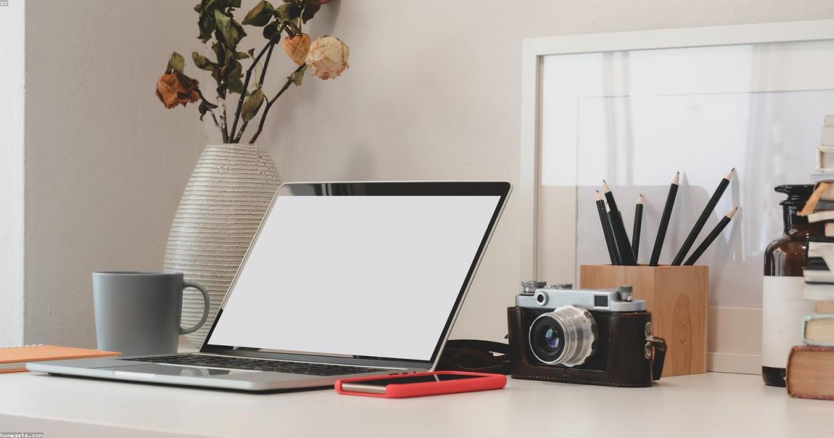 Shopify vs Custom E-commerce: When to Pick Which
